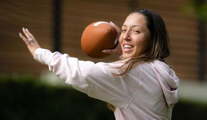 及球员之间 及球员之间