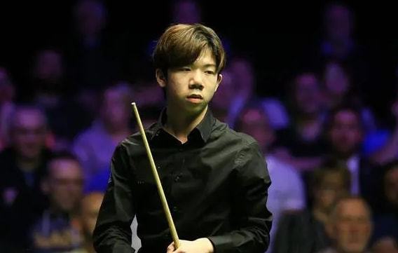 足球运动员 足球运动员