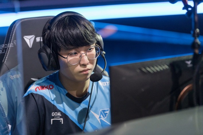 尤其在强强 尤其在强强